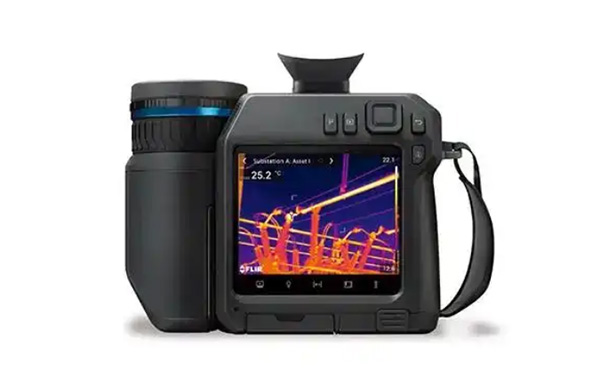 FLIR T865.jpg
